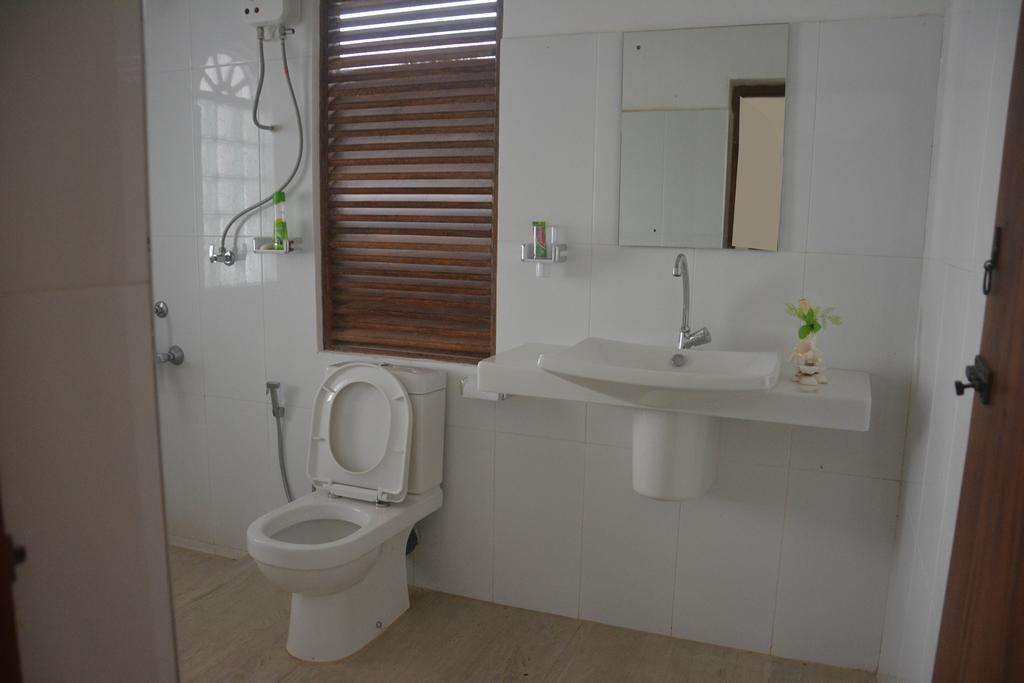 Villa Green White Unawatuna Exterior photo